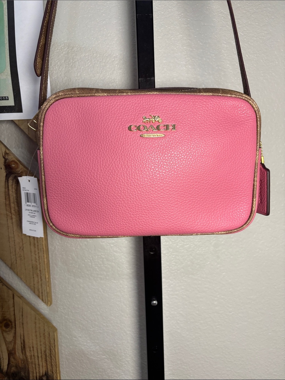 Coach Pink Pebbled Leather Crossbody Camera Bag with Gold Trim 9”wide 6”deep - Picture 3 of 13